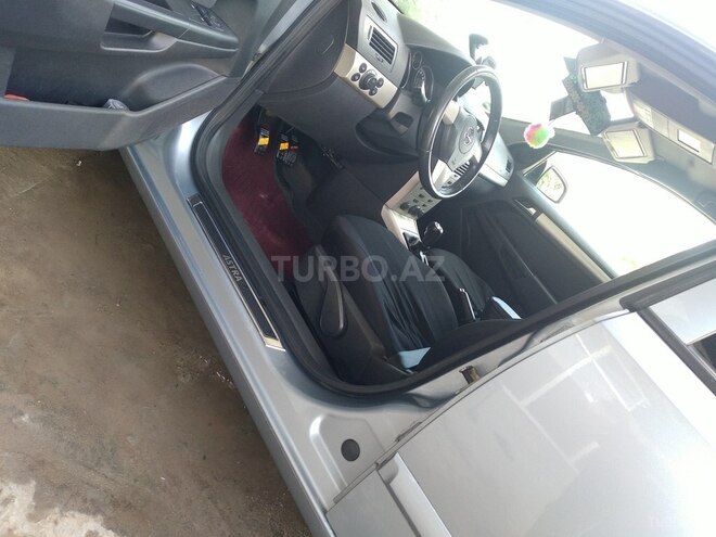 Opel Astra 2007, 75,800 km - 1.3 l - Saatlı