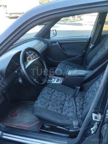 Mercedes C 220 1999, 325,632 km - 2.2 л - Sumqayıt