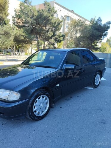 Mercedes C 220 1999, 325,632 km - 2.2 л - Sumqayıt