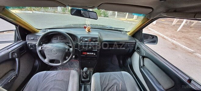 Opel Vectra 1995, 279,797 km - 1.8 l - Sumqayıt