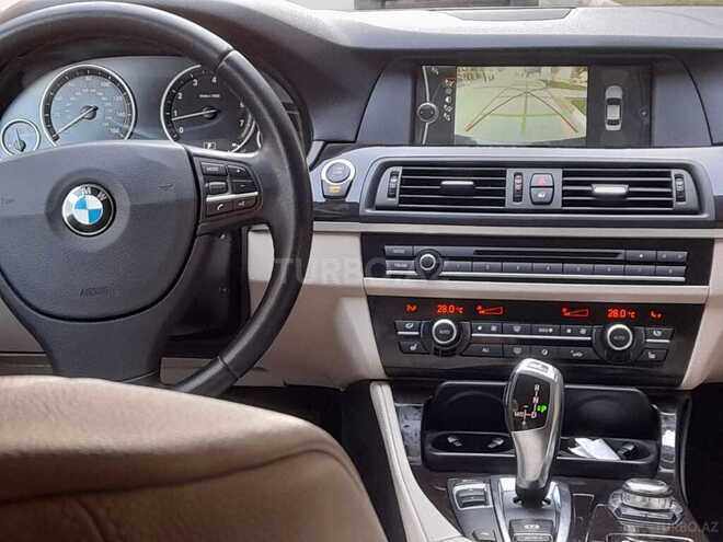 BMW 528 2011, 64,000 km - 2.0 л - Bakı