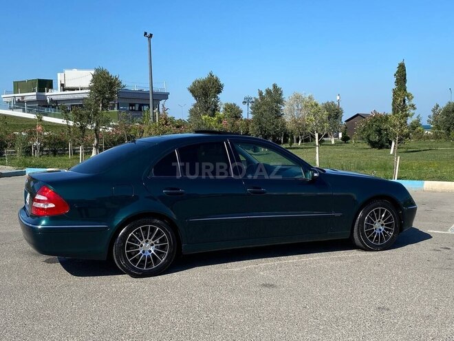 Mercedes E 240 2003, 242,135 km - 2.4 l - Bakı