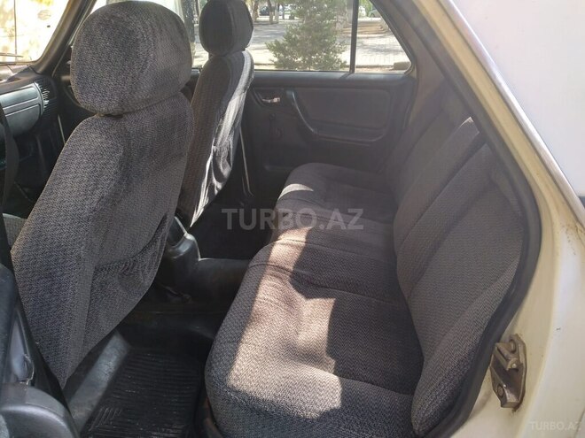 GAZ 3110 1999, 196,000 km - 2.3 l - Bakı