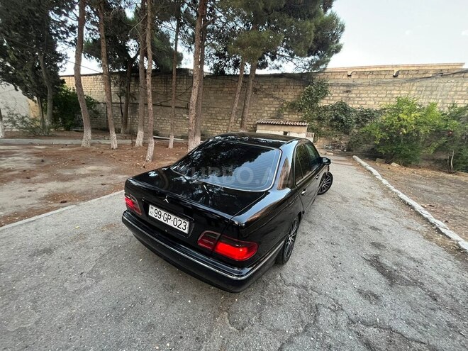 Mercedes E 270 2000, 526,000 km - 2.7 l - Bakı