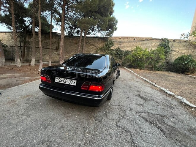 Mercedes E 270 2000, 526,000 km - 2.7 l - Bakı