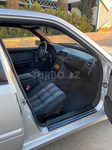Mercedes C 200 1994, 300,000 km - 2.0 l - Bakı