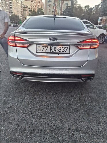 Ford Fusion 2018, 296,119 km - 2.0 л - Bakı