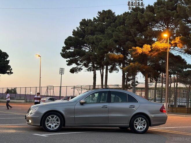 Mercedes E 320 2004, 368,000 km - 3.2 l - Bakı