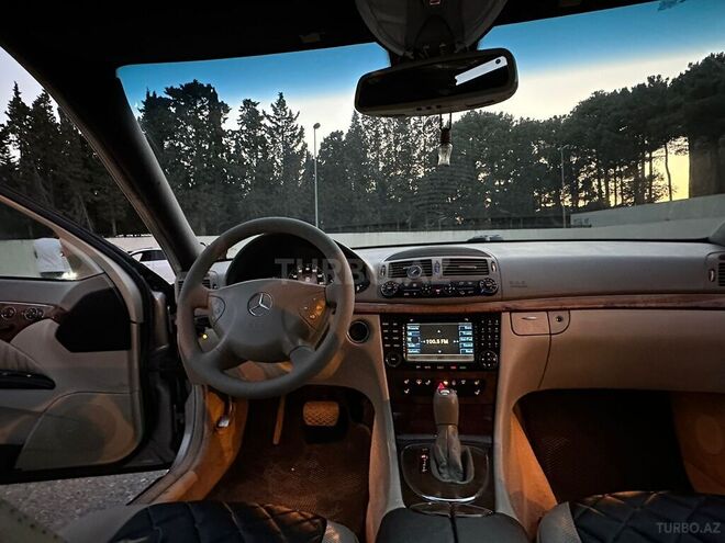 Mercedes E 320 2004, 368,000 km - 3.2 l - Bakı