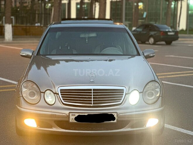 Mercedes E 320 2004, 368,000 km - 3.2 l - Bakı