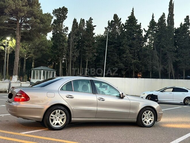 Mercedes E 320 2004, 368,000 km - 3.2 l - Bakı
