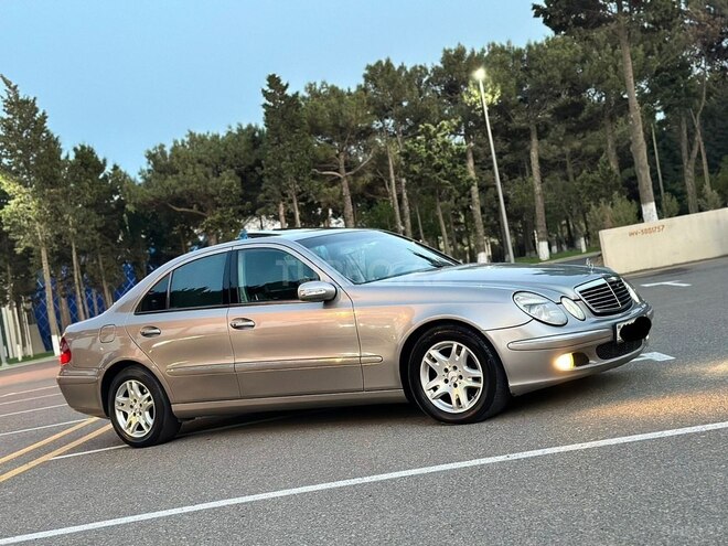 Mercedes E 320 2004, 368,000 km - 3.2 l - Bakı