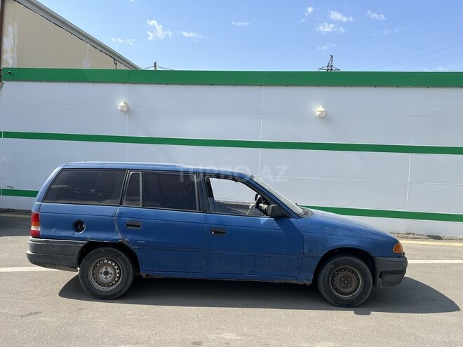 Opel Astra 1996, 353,000 km - 1.6 l - Ağcabədi