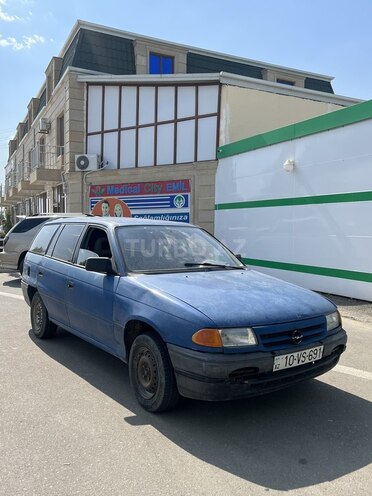 Opel Astra 1996, 353,000 km - 1.6 l - Ağcabədi