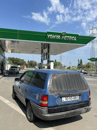 Opel Astra 1996, 353,000 km - 1.6 l - Ağcabədi