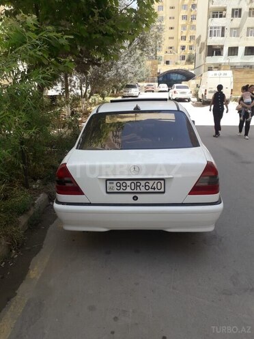 Mercedes C 180 1995, 200,000 km - 1.8 л - Bakı