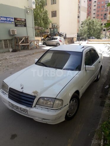 Mercedes C 180 1995, 200,000 km - 1.8 л - Bakı