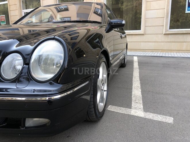Mercedes E 320 2001, 181,528 km - 3.2 л - Masallı