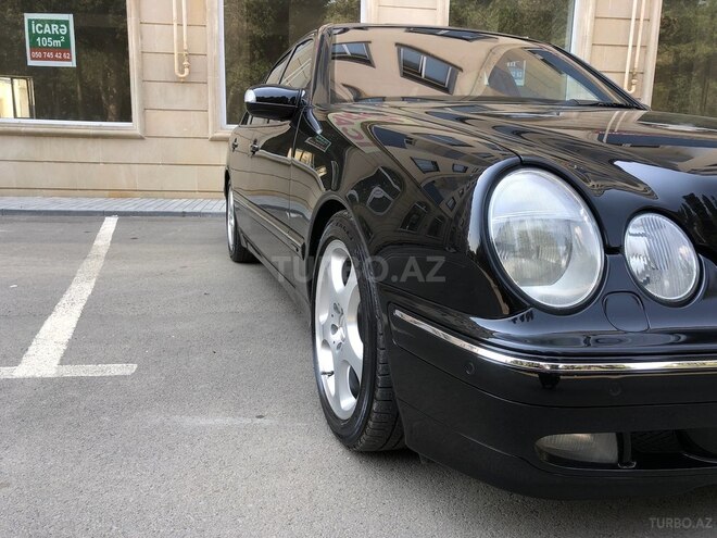 Mercedes E 320 2001, 181,528 km - 3.2 л - Masallı