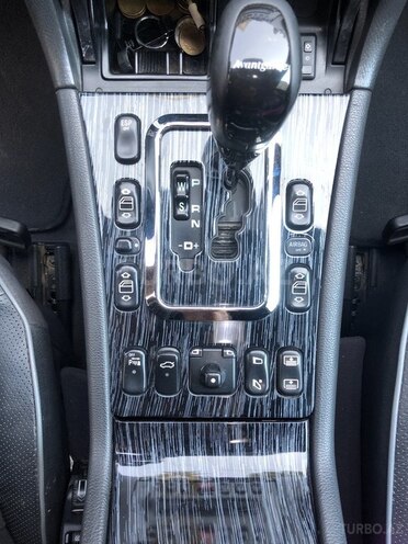 Mercedes E 320 2001, 181,528 km - 3.2 л - Masallı