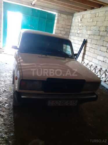 LADA (VAZ) 2107 1981, 77,563 km - 1.6 l - Salyan