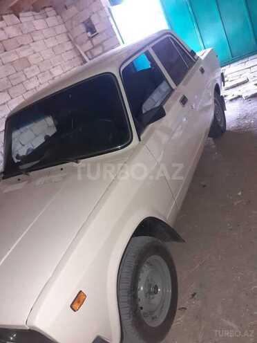 LADA (VAZ) 2107 1981, 77,563 km - 1.6 l - Salyan