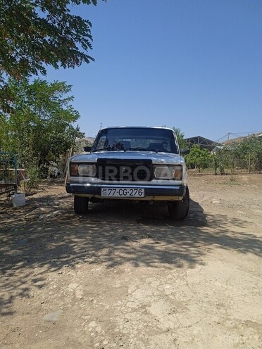 LADA (VAZ) 2107 2004, 10,000 km - 1.6 л - Yardımlı