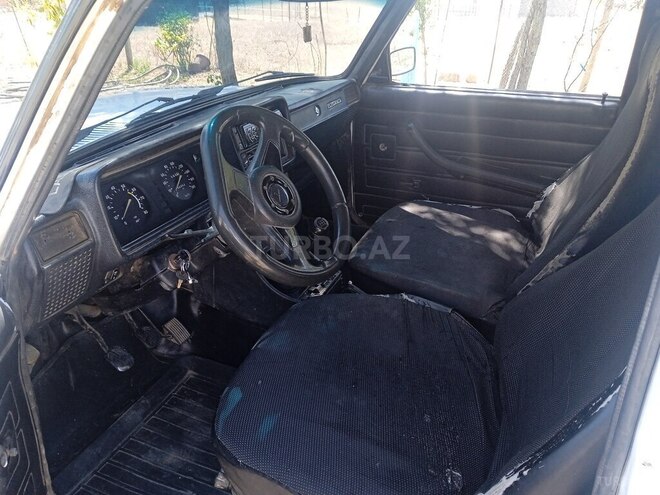 LADA (VAZ) 2107 2004, 10,000 km - 1.6 л - Yardımlı