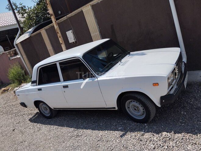 LADA (VAZ) 2107 2003, 25,000 km - 1.6 l - Qazax