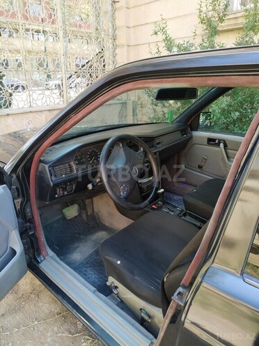 Mercedes 190 1991, 350,000 km - 2.0 l - Gəncə