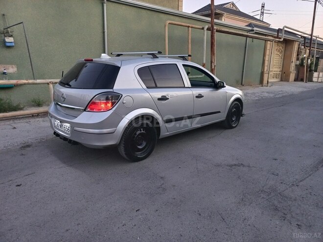 Opel Astra 2009, 233,212 km - 1.4 л - Bakı