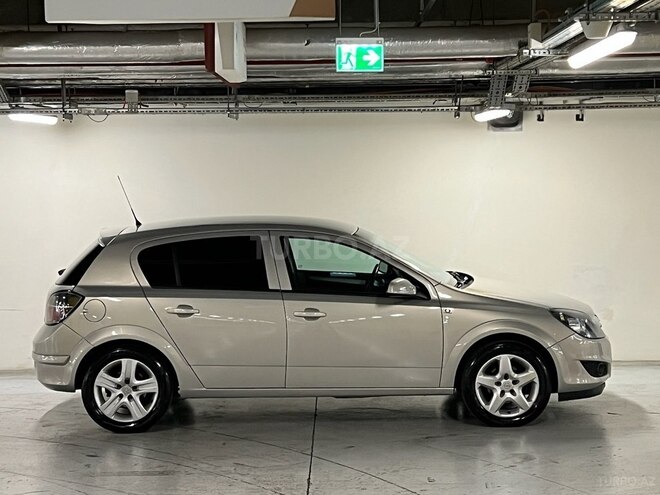 Opel Astra 2008, 175,000 km - 1.4 l - Gəncə