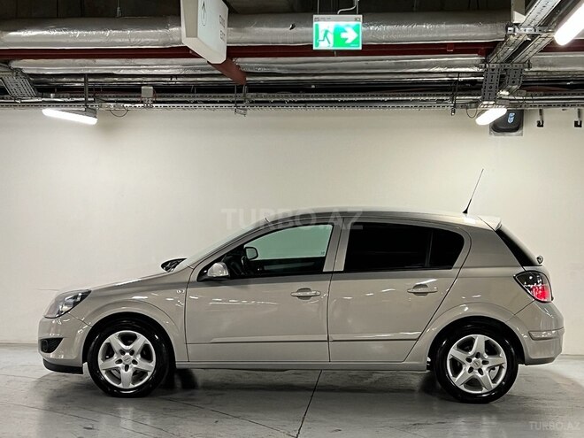 Opel Astra 2008, 175,000 km - 1.4 l - Gəncə