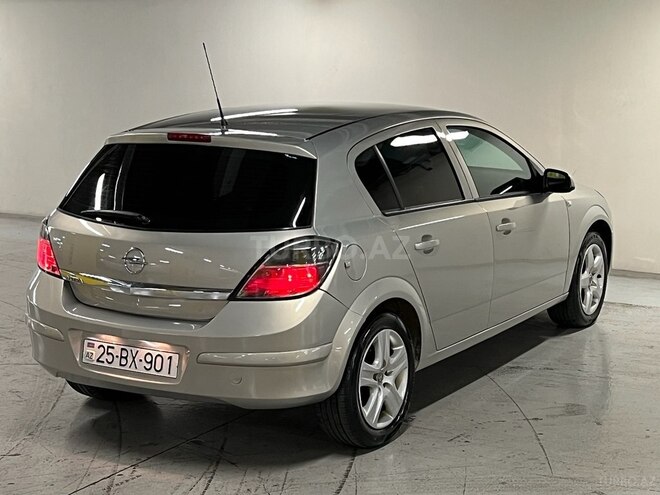 Opel Astra 2008, 175,000 km - 1.4 l - Gəncə