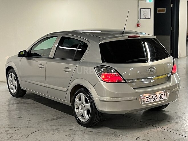 Opel Astra 2008, 175,000 km - 1.4 l - Gəncə