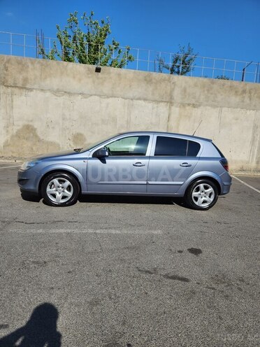 Opel Astra 2008, 180,000 km - 1.4 l - Bakı