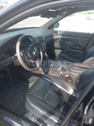 BMW 525 2003, 276,000 km - 2.5 л - Bakı