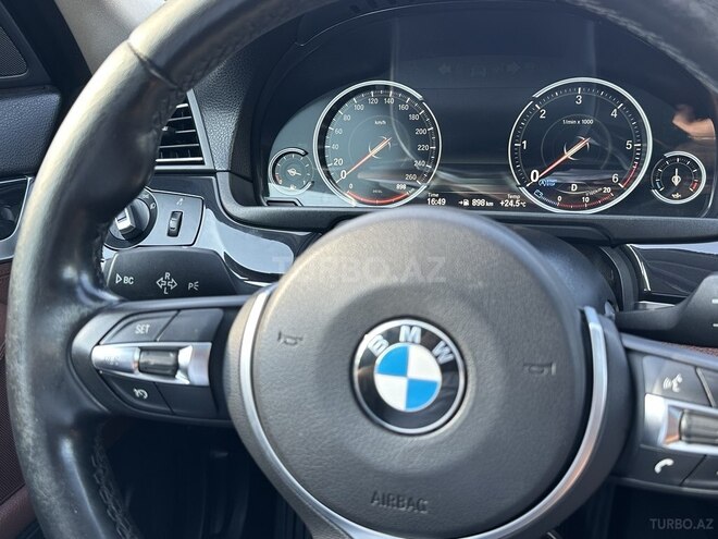 BMW 520 2015, 225,000 km - 2.0 л - Bakı