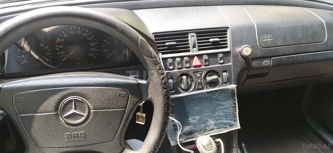 Mercedes C 220 2000, 382,936 km - 2.2 l - Bakı