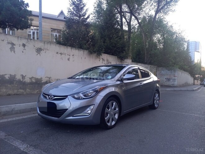 Hyundai Elantra 2015, 197,576 km - 1.8 l - Bakı