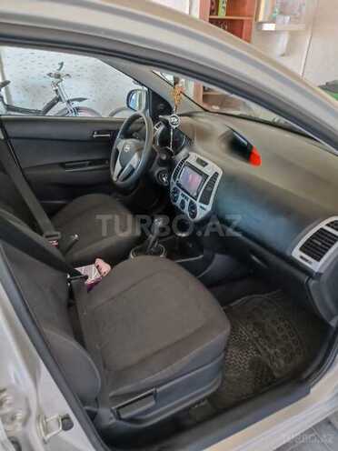 Hyundai i20 2010, 286,500 km - 1.4 л - Bakı