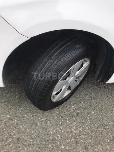 Nissan Sunny 2015, 260,000 km - 1.2 l - Bakı