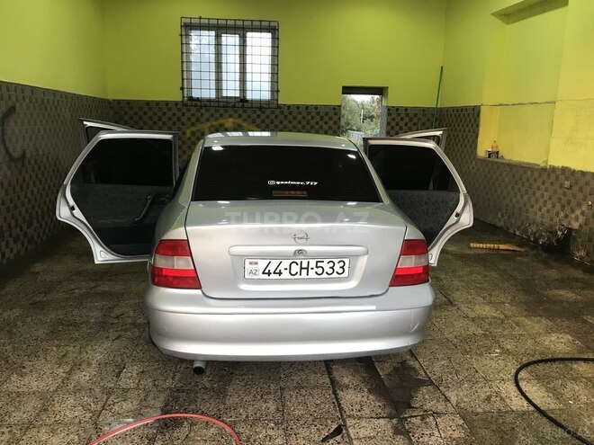 Opel Vectra 1998, 23,685 km - 1.6 l - Masallı
