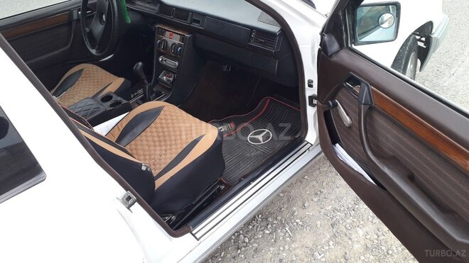 Mercedes E 200 1991, 500,125 km - 2.0 l - Bakı