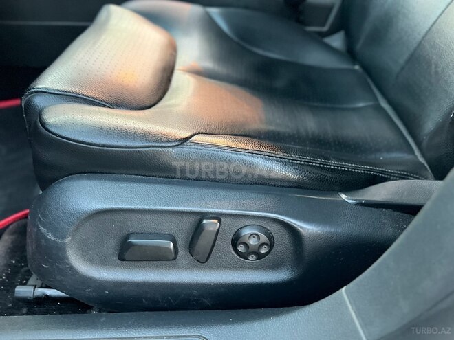 Volkswagen Passat 2010, 330,000 km - 2.0 л - Bakı