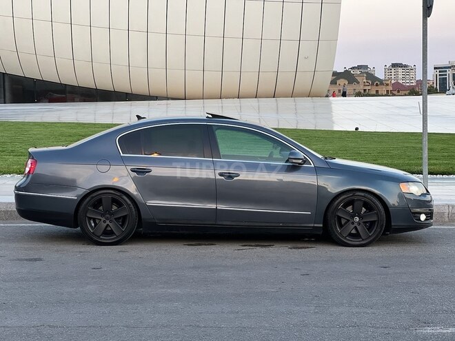 Volkswagen Passat 2010, 330,000 km - 2.0 л - Bakı