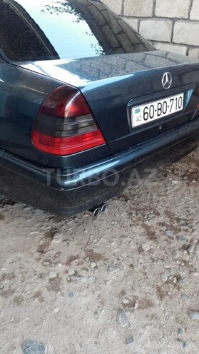 Mercedes C 200 1997, 445,000 km - 2.0 л - Tovuz
