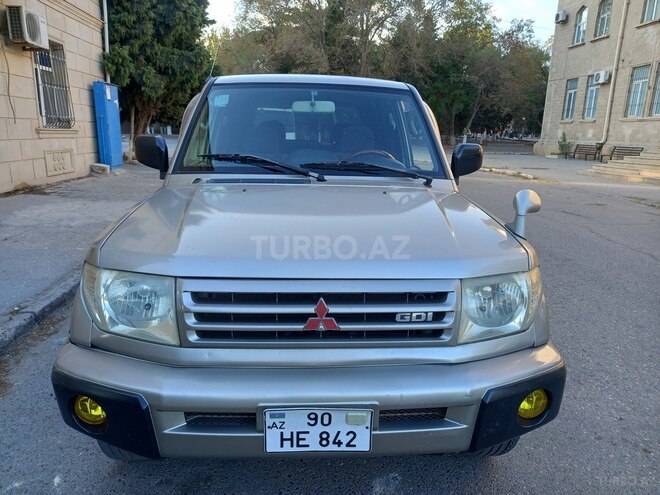 Mitsubishi Pajero io 1999, 284,000 km - 1.8 l - Sumqayıt