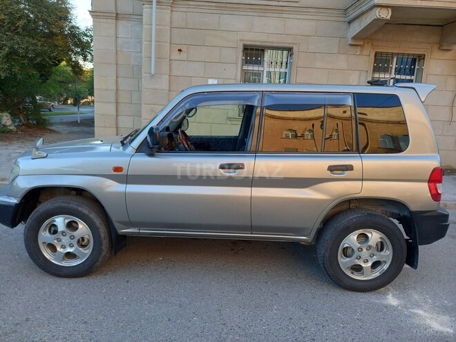 Mitsubishi Pajero io 1999, 284,000 km - 1.8 l - Sumqayıt