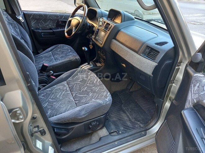 Mitsubishi Pajero io 1999, 284,000 km - 1.8 l - Sumqayıt
